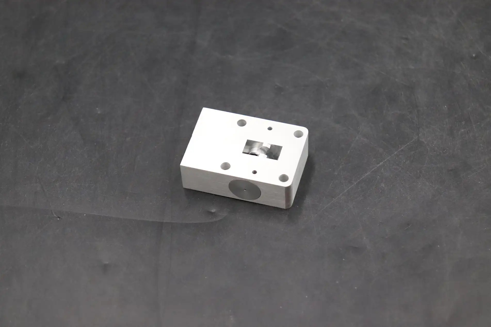 Waveguide Isolator Waveguide Isolator