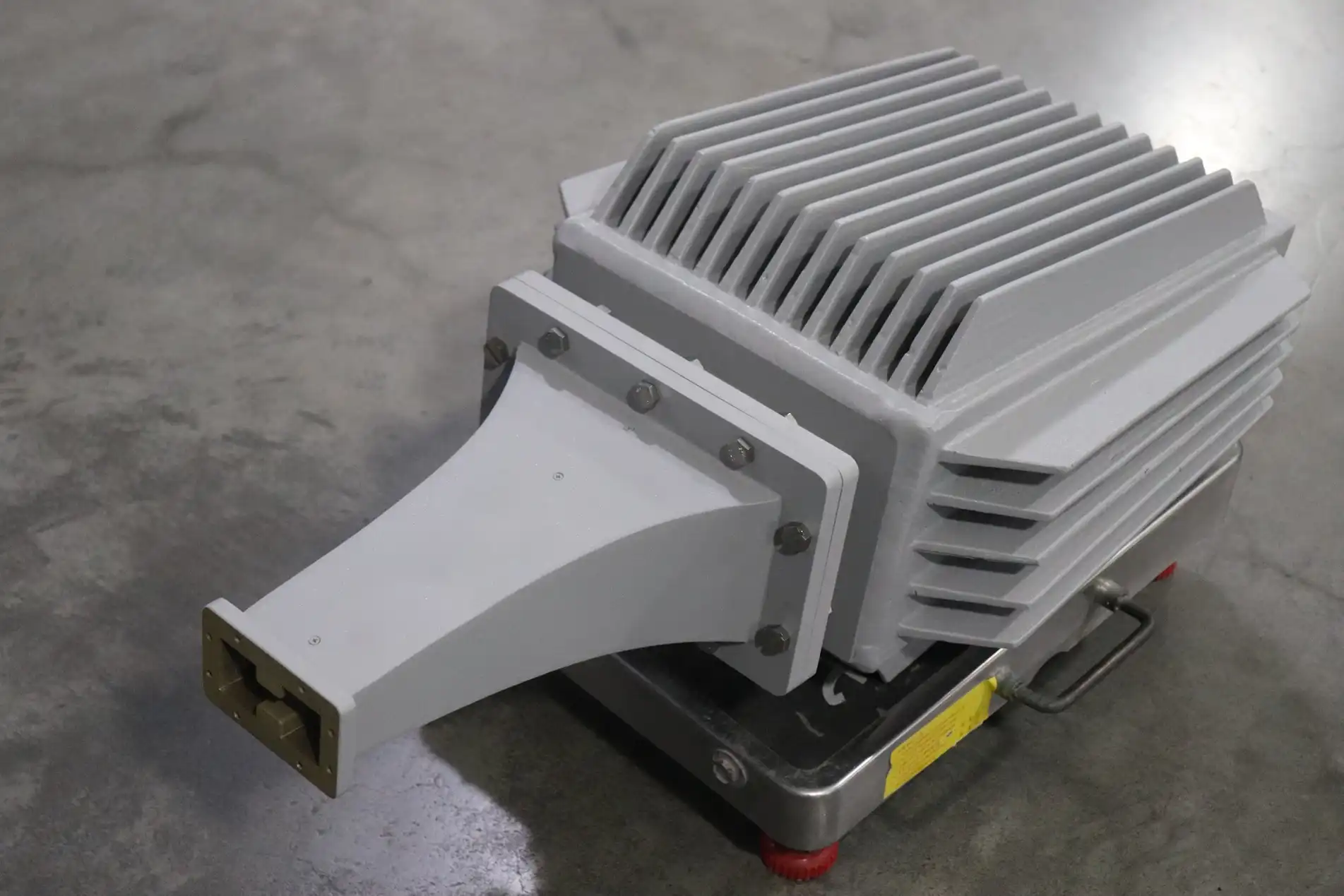 Double Ridge Waveguide Termination Double Ridge Waveguide Termination