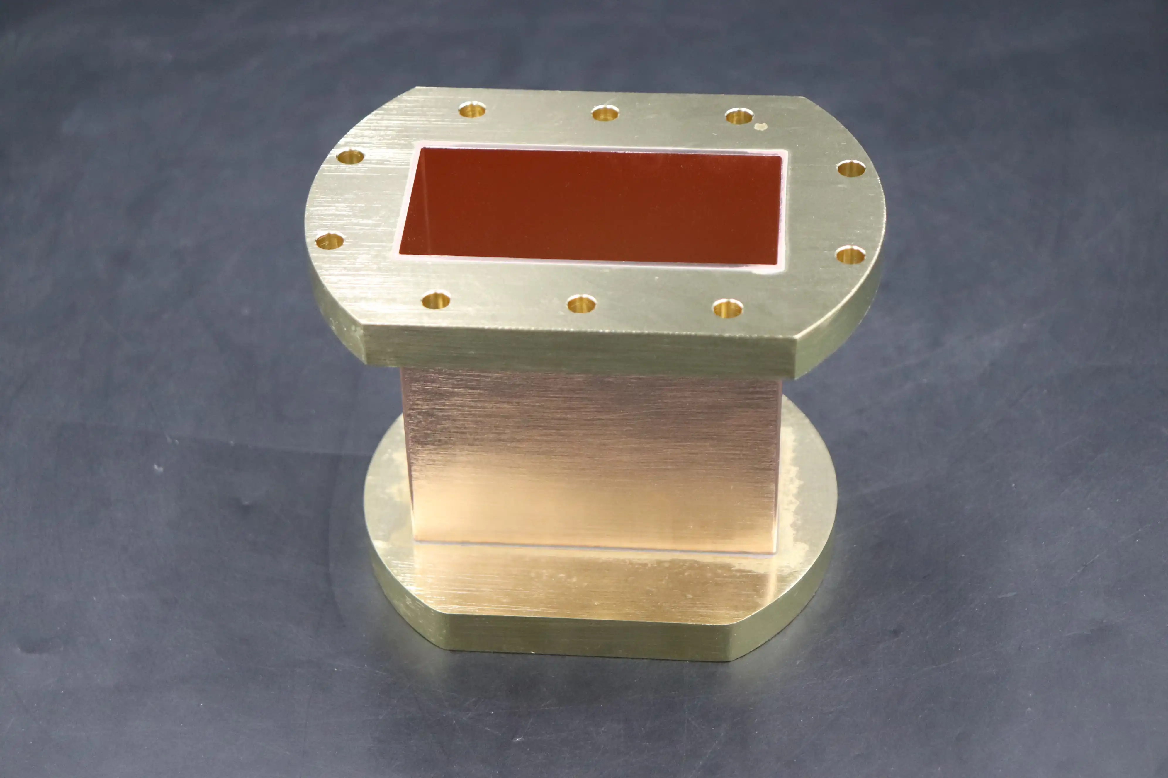 waveguide tube
