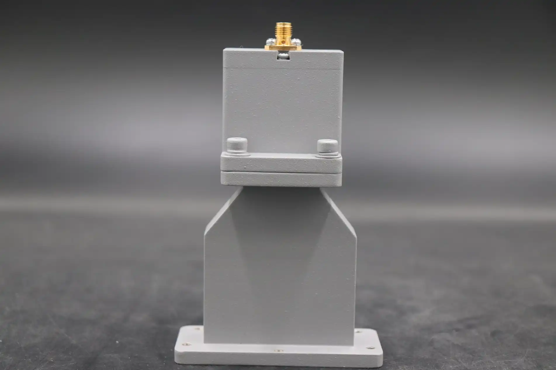 Waveguide Power Divider Waveguide Power Divider