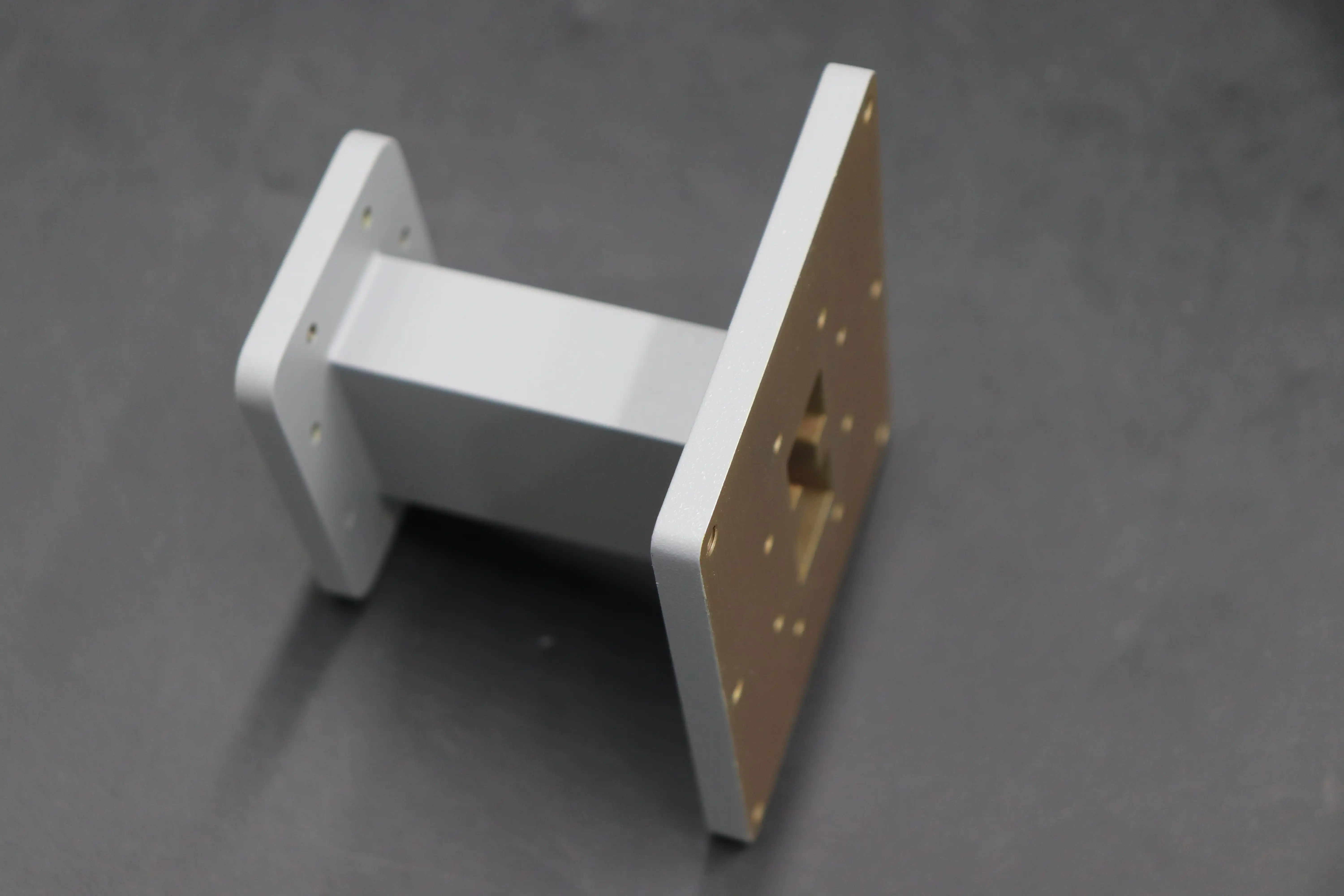 Double Ridge Straight Waveguide Double Ridge Straight Waveguide