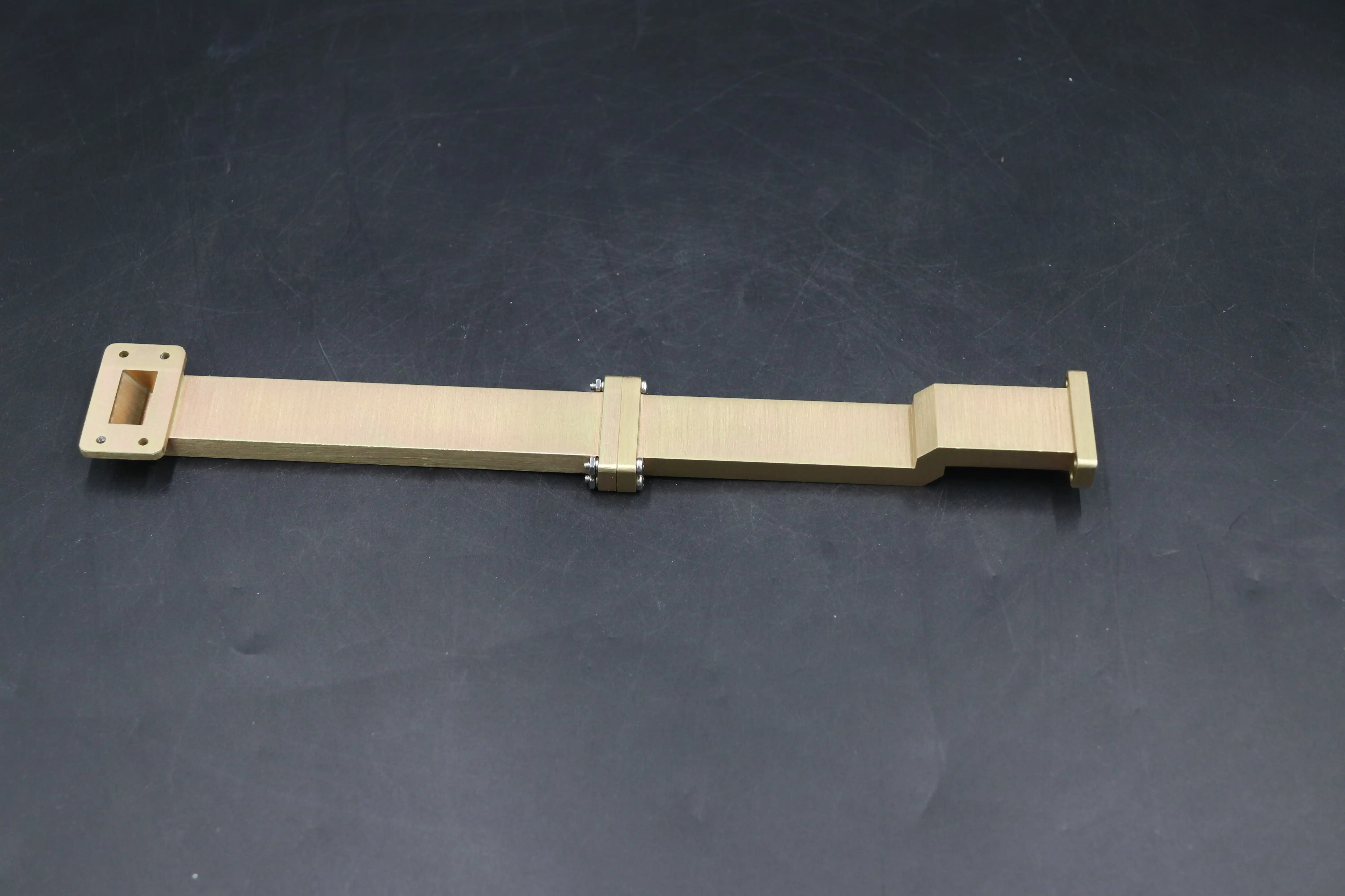 Double Ridge Waveguide Transition Double Ridge Waveguide Transition