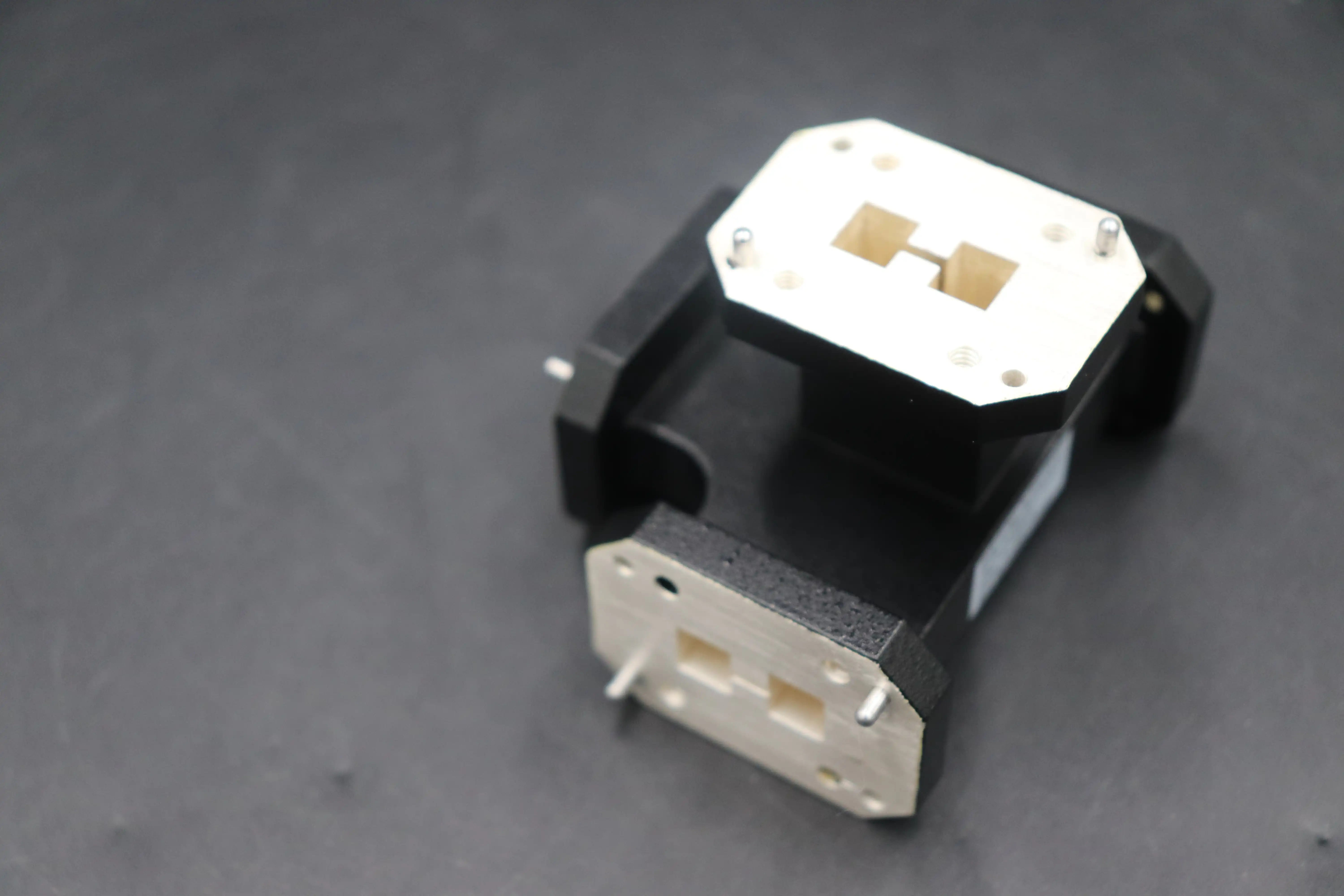 Double-Ridged Waveguide Magic Tee Double-Ridged Waveguide Magic Tee