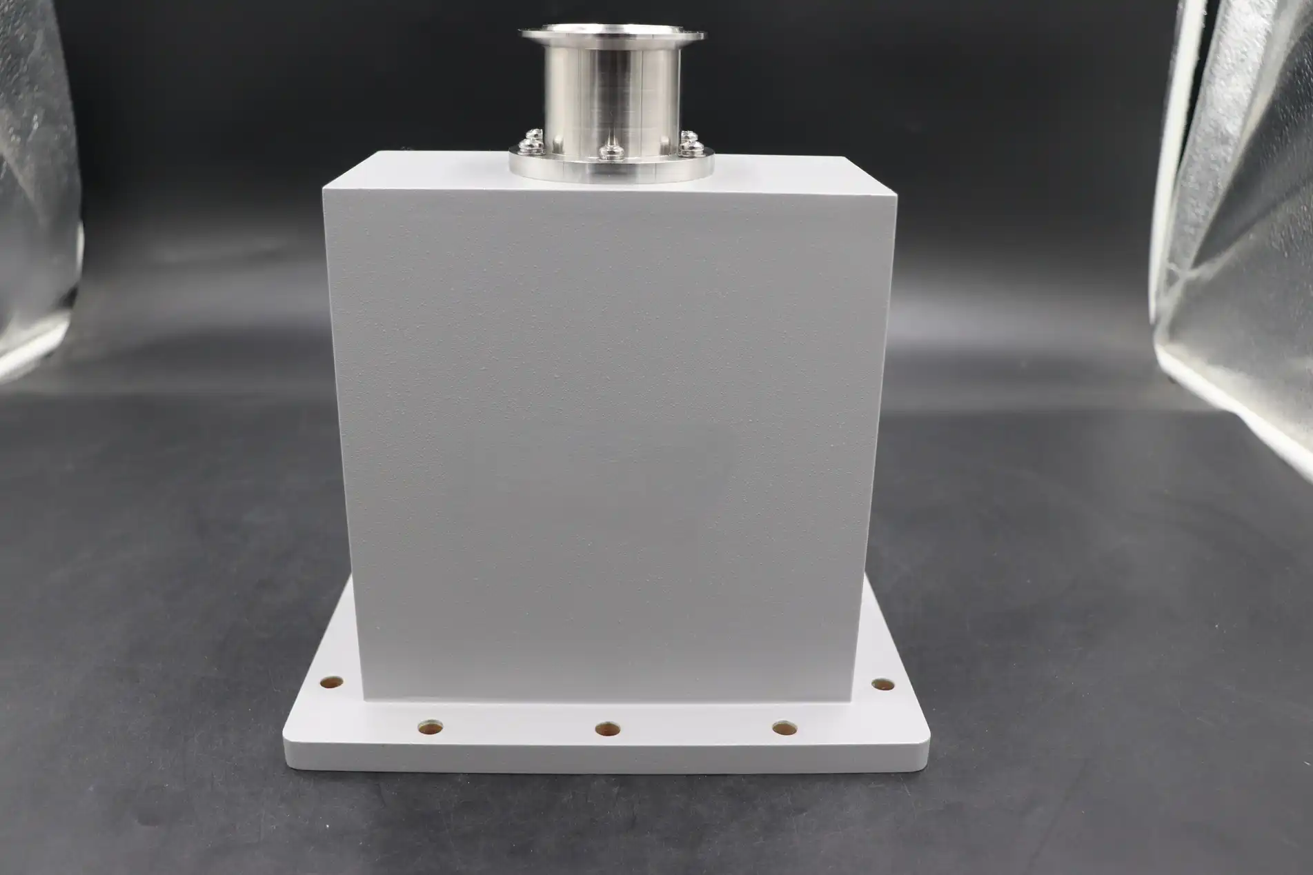 End Launch Waveguide to Coaxial Adapter End Launch Waveguide to Coaxial Adapter